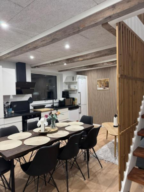 The Wild Swan - Big house with many beds in Odense - Free Parking